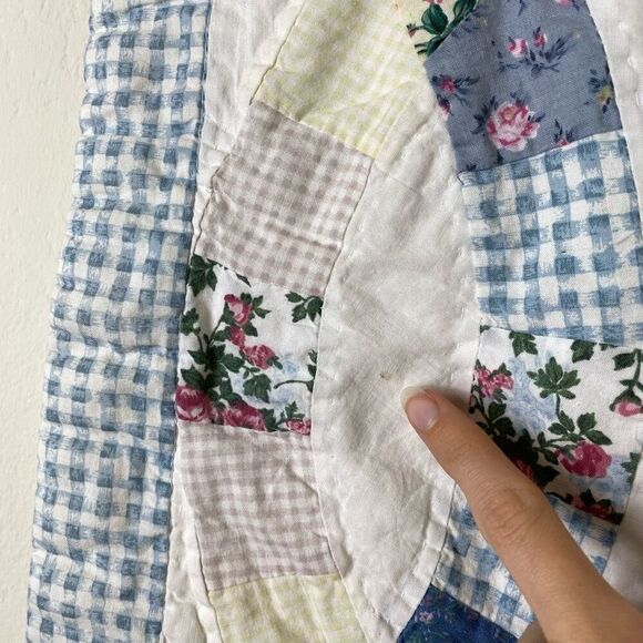 Vintage Style White Quilted Patchwork Pillow Case Cover - Picture 4 of 4